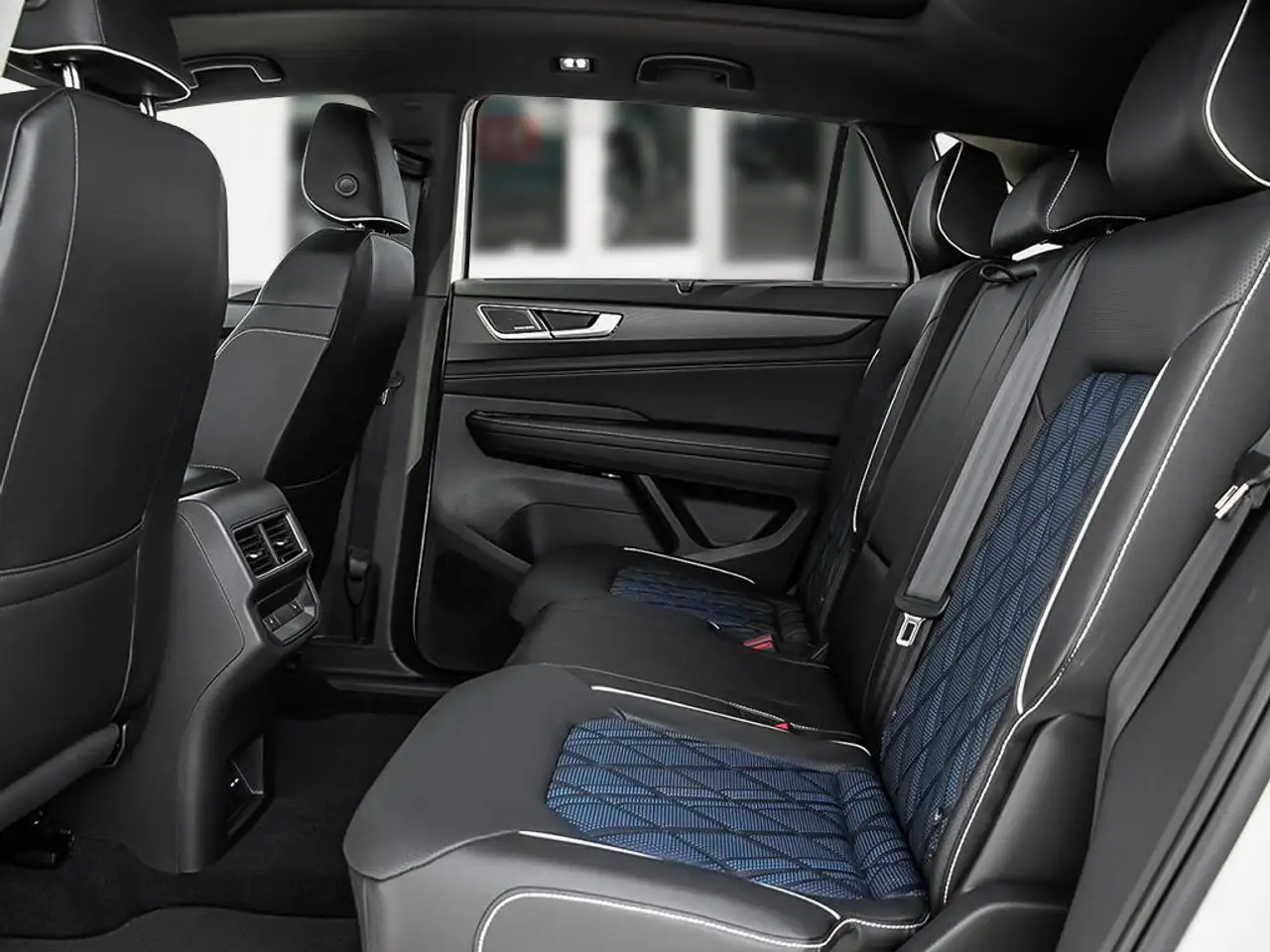 Volkswagen Atlas снимка Volkswagen Atlas