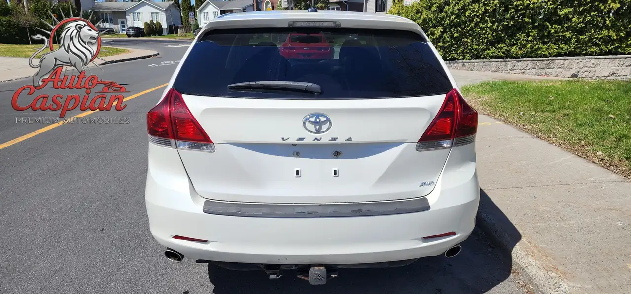 Toyota Venza снимка Toyota Venza