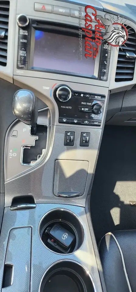 Toyota Venza снимка Toyota Venza