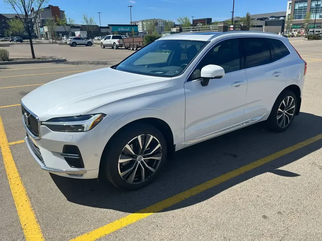 2022 Volvo XC60