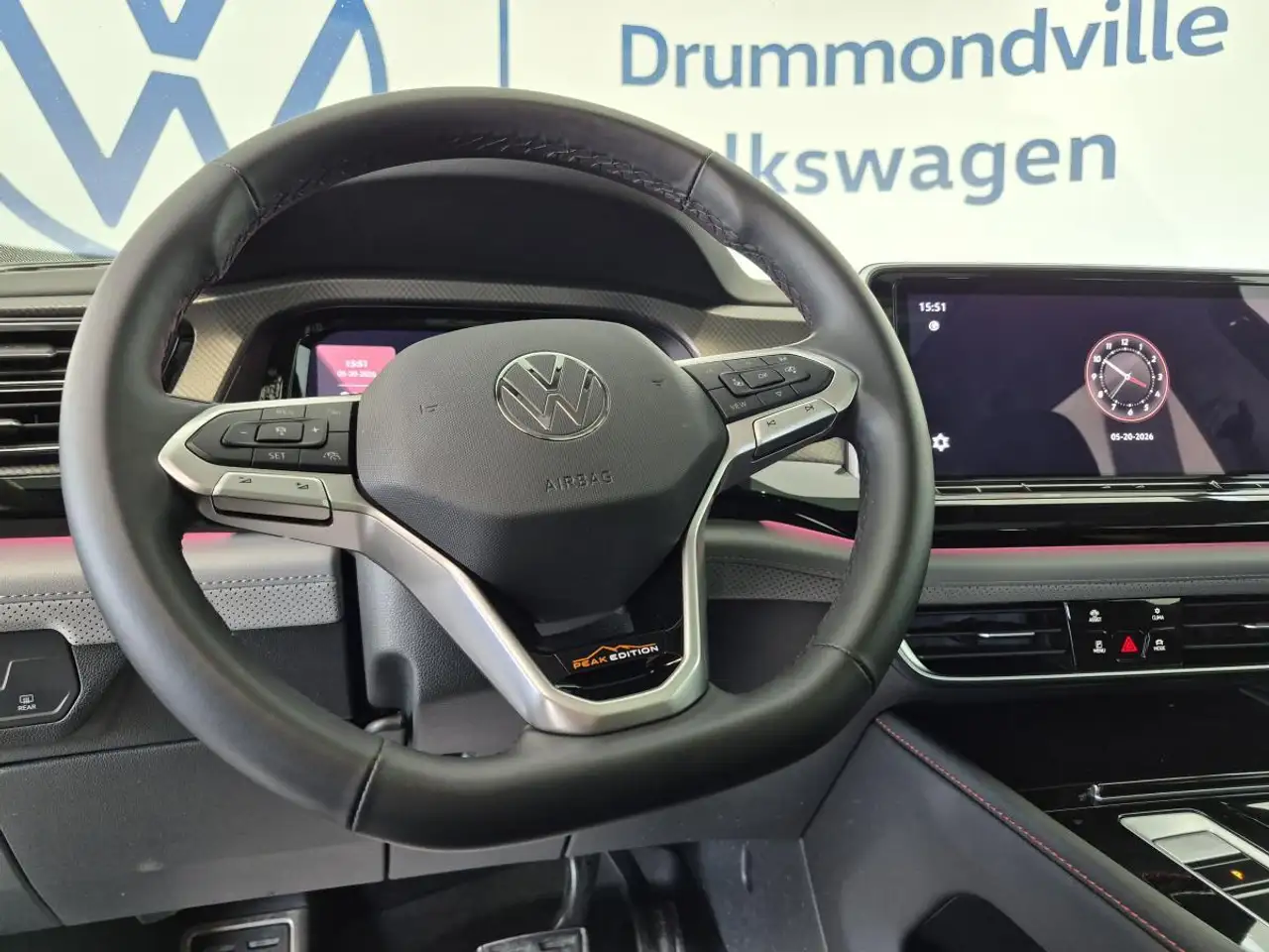 Volkswagen Atlas снимка Volkswagen Atlas