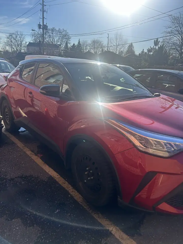 Toyota C-HR fotografie Toyota C-HR