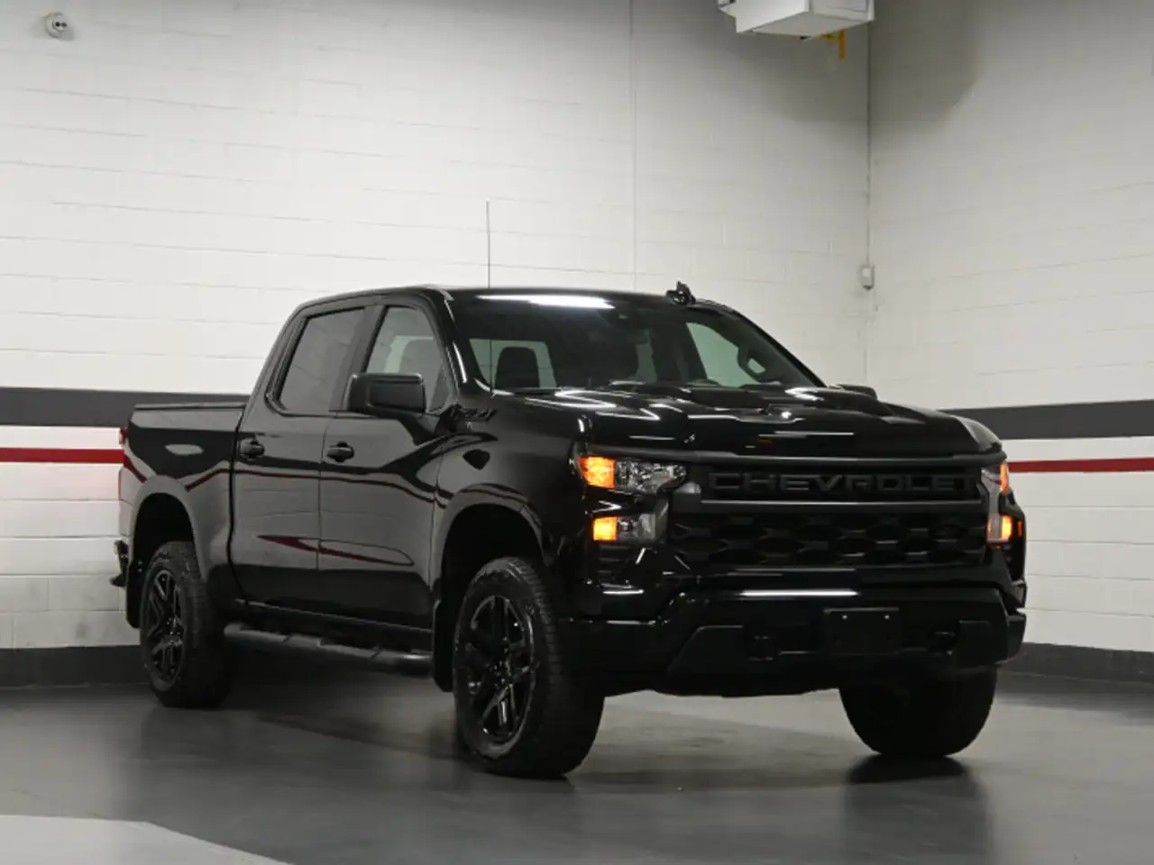 Chevrolet Silverado 1500 photo Chevrolet Silverado 1500