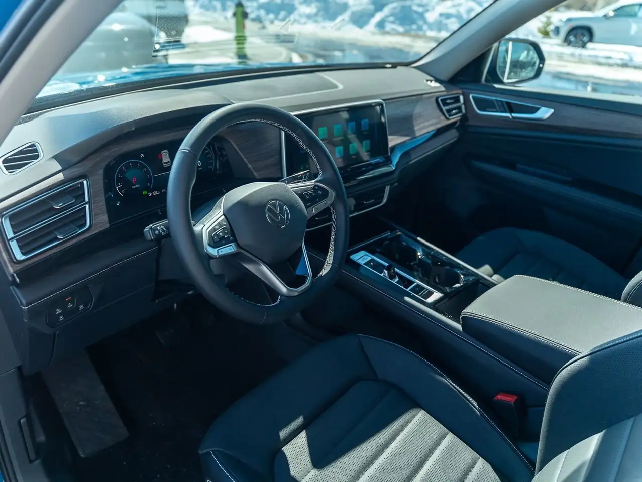 Volkswagen Atlas снимка Volkswagen Atlas