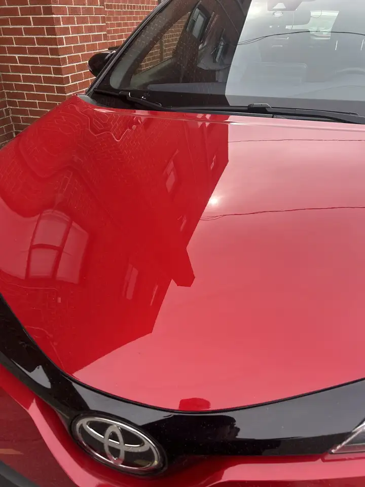 Toyota C-HR fotografie Toyota C-HR