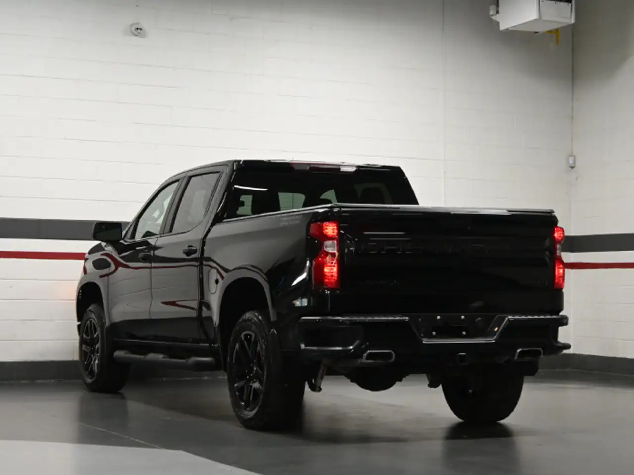 Chevrolet Silverado 1500 photo Chevrolet Silverado 1500