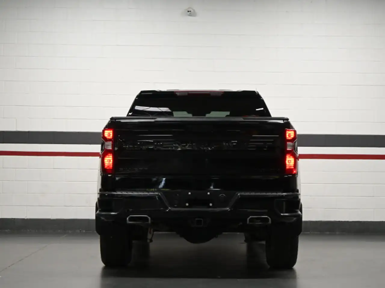 Chevrolet Silverado 1500 photo Chevrolet Silverado 1500