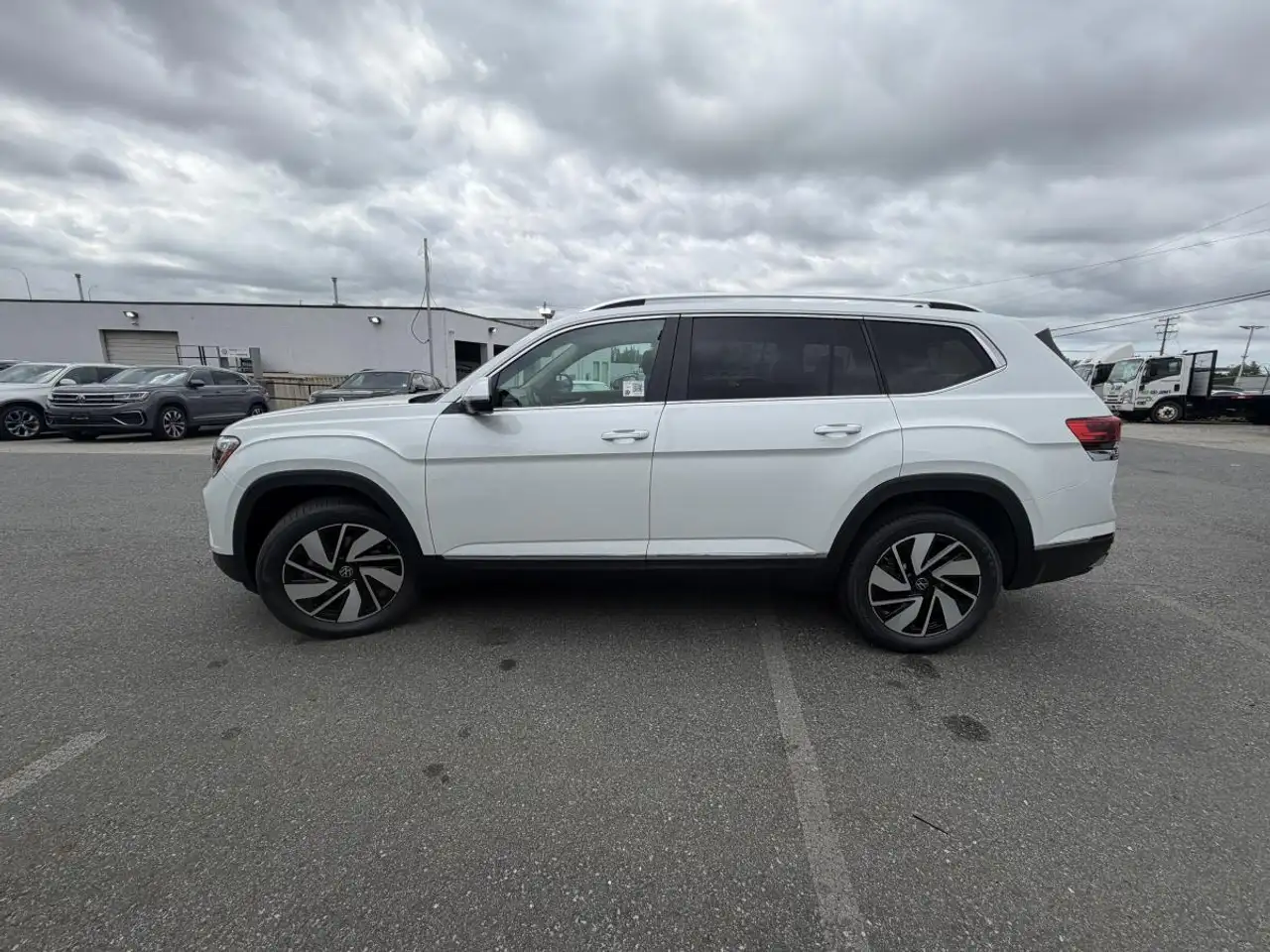 Volkswagen Atlas снимка Volkswagen Atlas