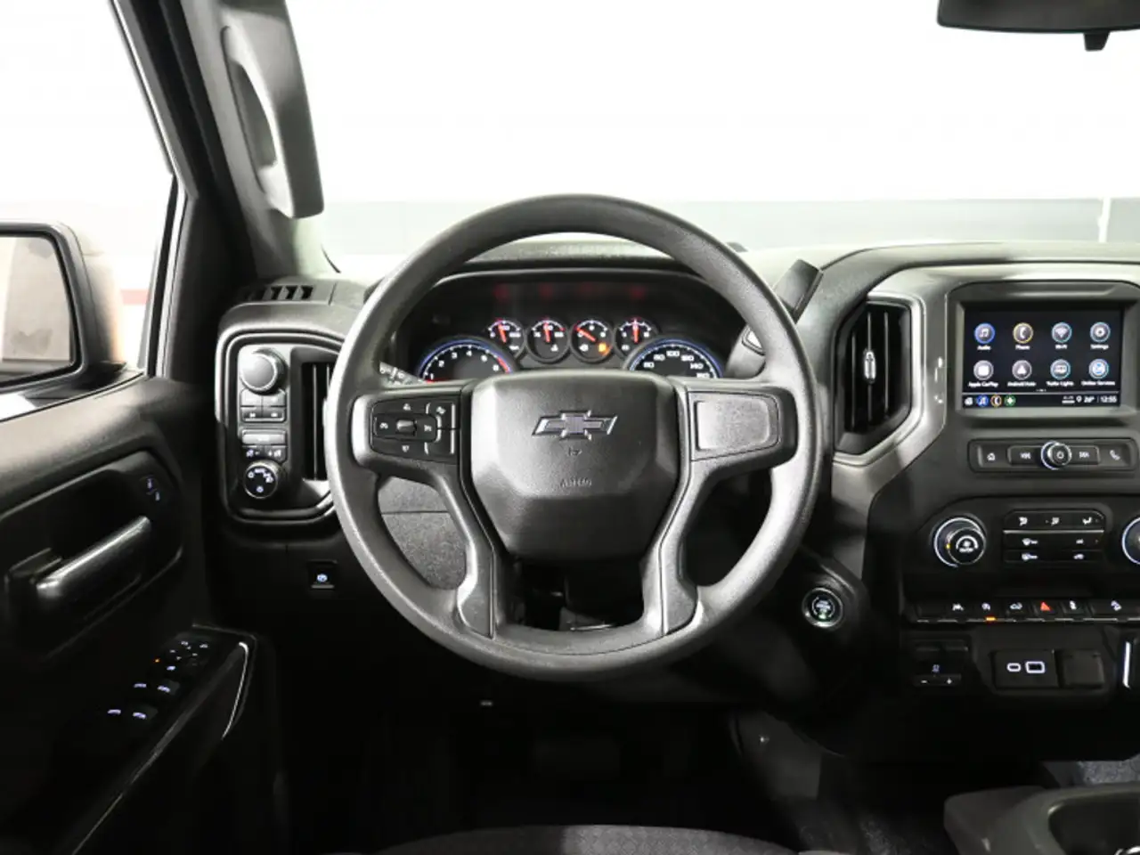 Chevrolet Silverado 1500 photo Chevrolet Silverado 1500
