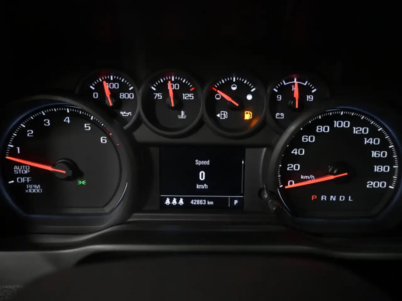 Chevrolet Silverado 1500 photo Chevrolet Silverado 1500