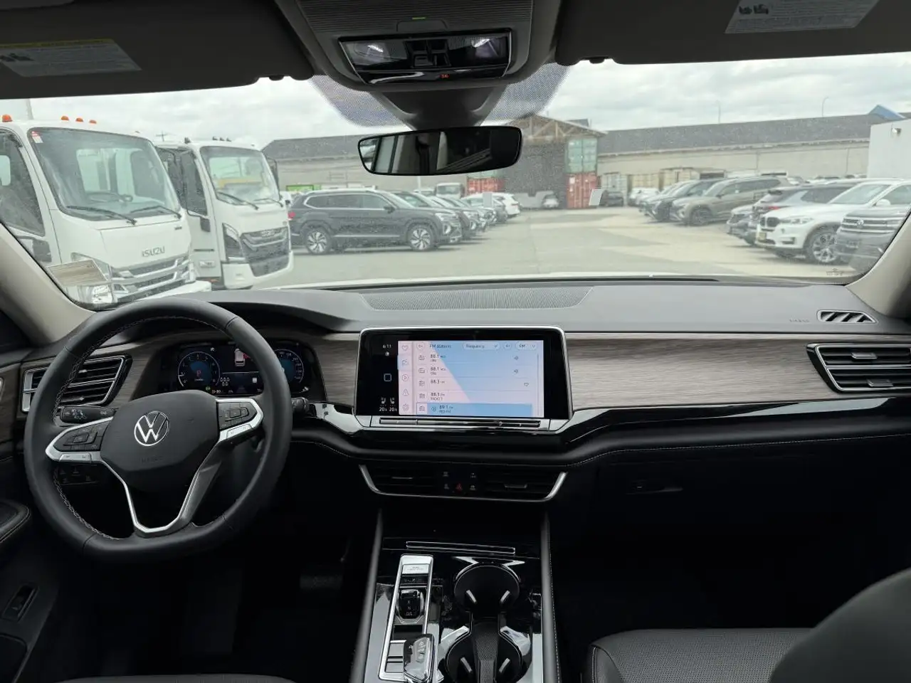 Volkswagen Atlas снимка Volkswagen Atlas