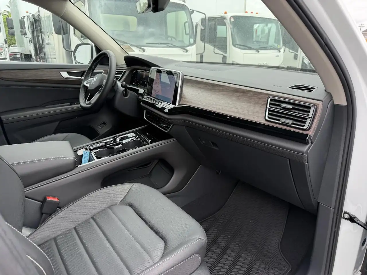 Volkswagen Atlas снимка Volkswagen Atlas
