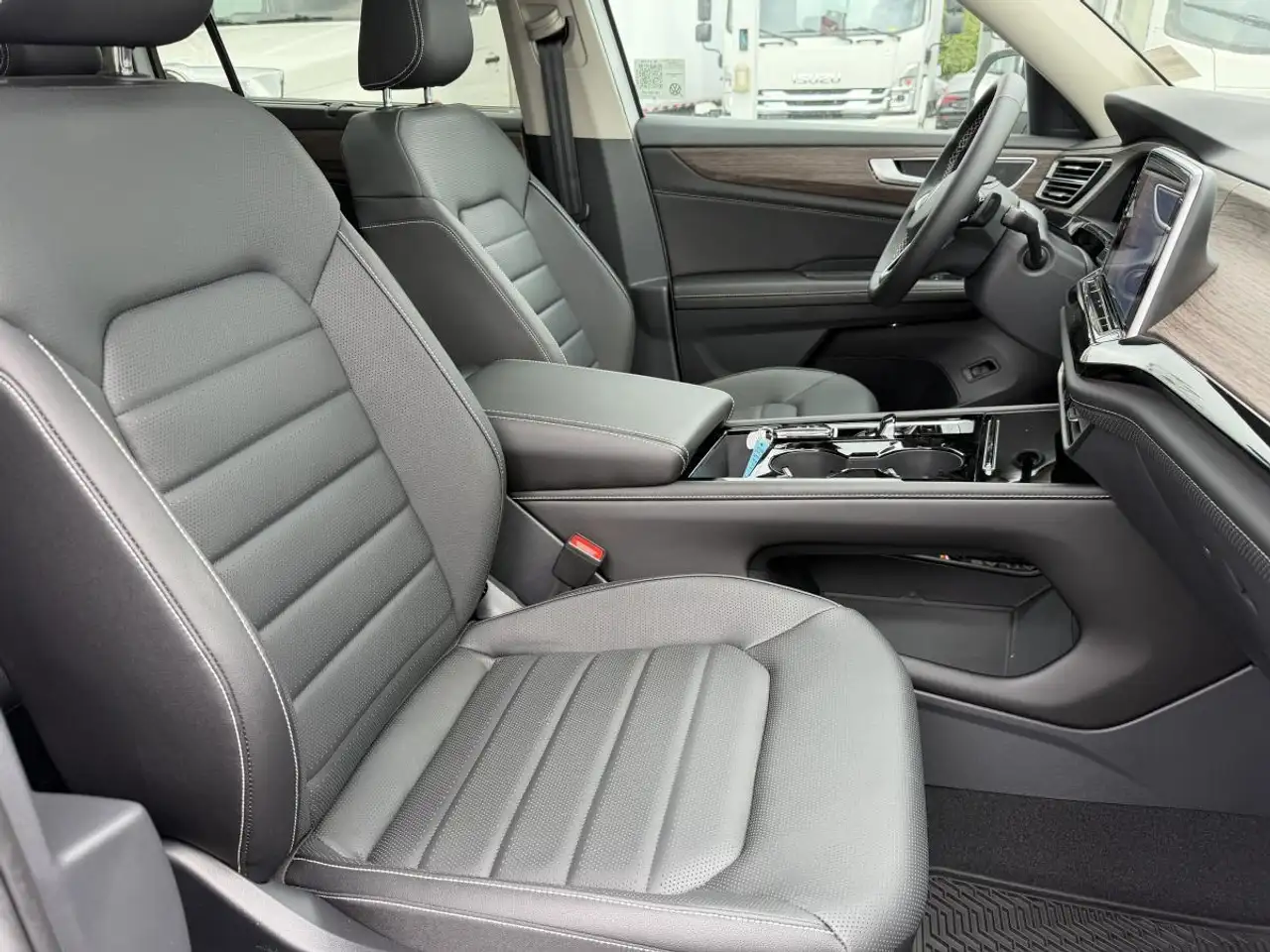 Volkswagen Atlas снимка Volkswagen Atlas