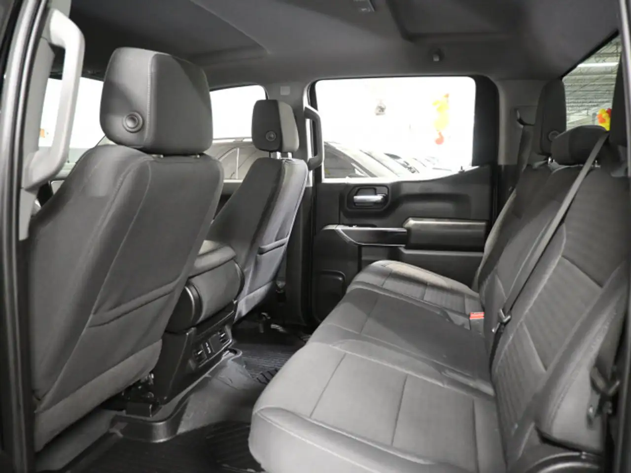 Chevrolet Silverado 1500 photo Chevrolet Silverado 1500