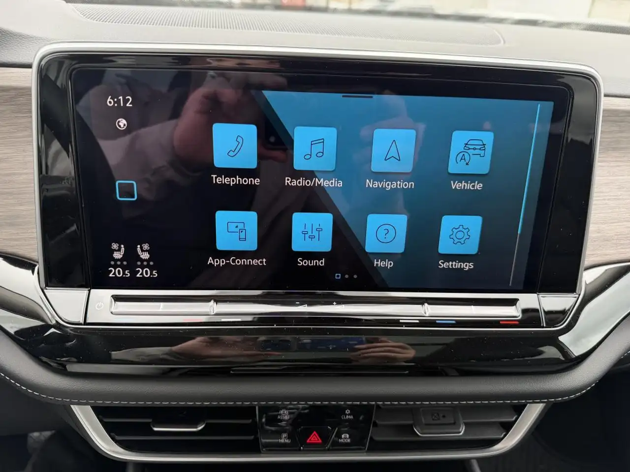 Volkswagen Atlas снимка Volkswagen Atlas