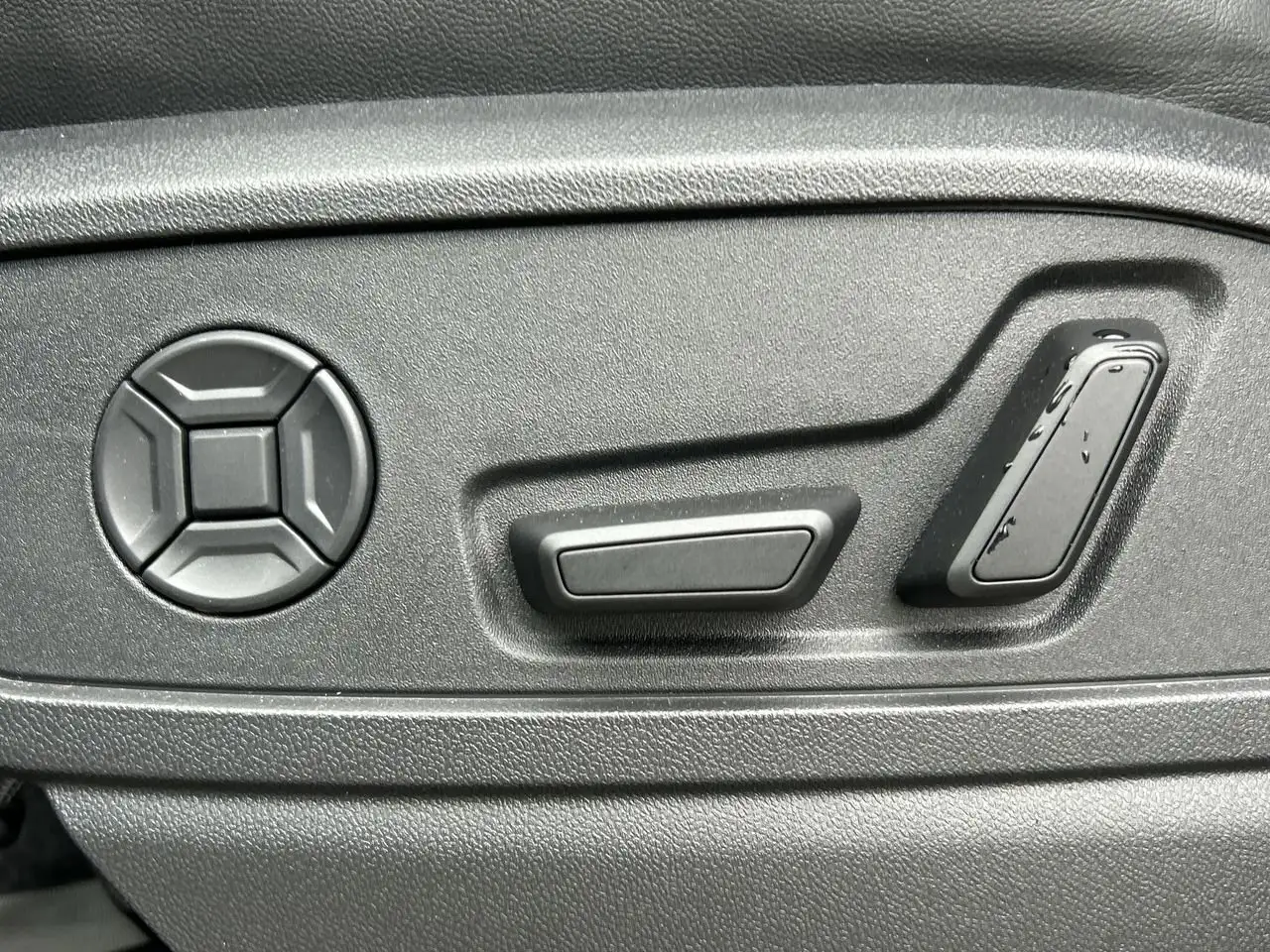 Audi Q5 photo Audi Q5