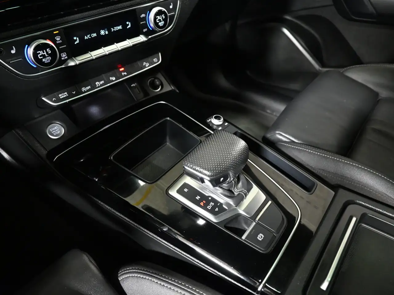 Audi Q5 photo Audi Q5