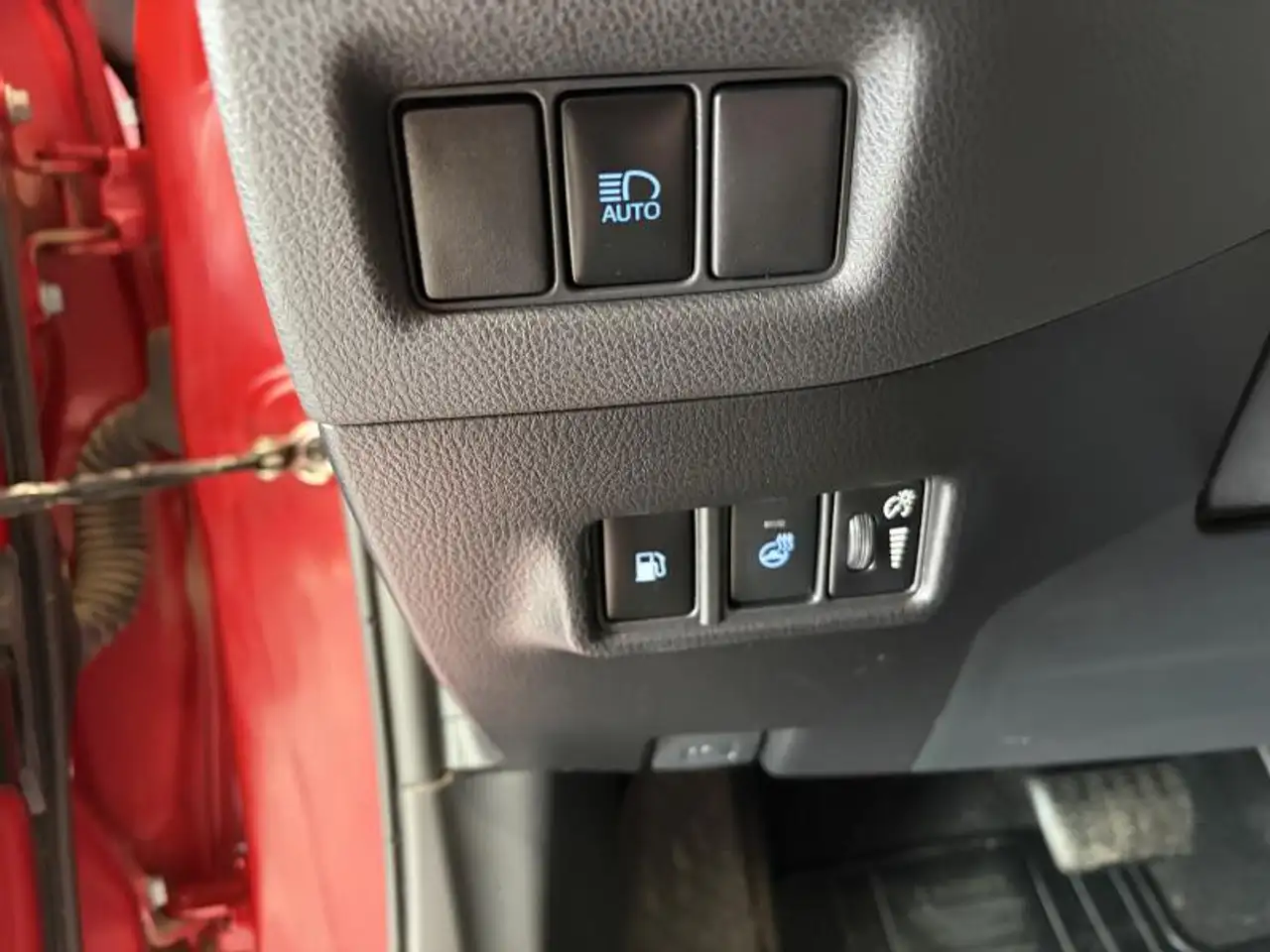 Toyota C-HR снимка Toyota C-HR