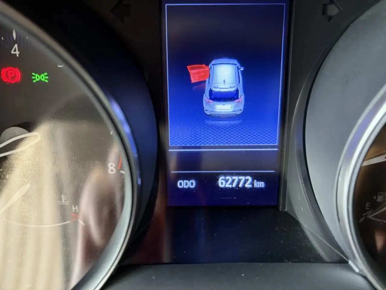 Toyota C-HR снимка Toyota C-HR
