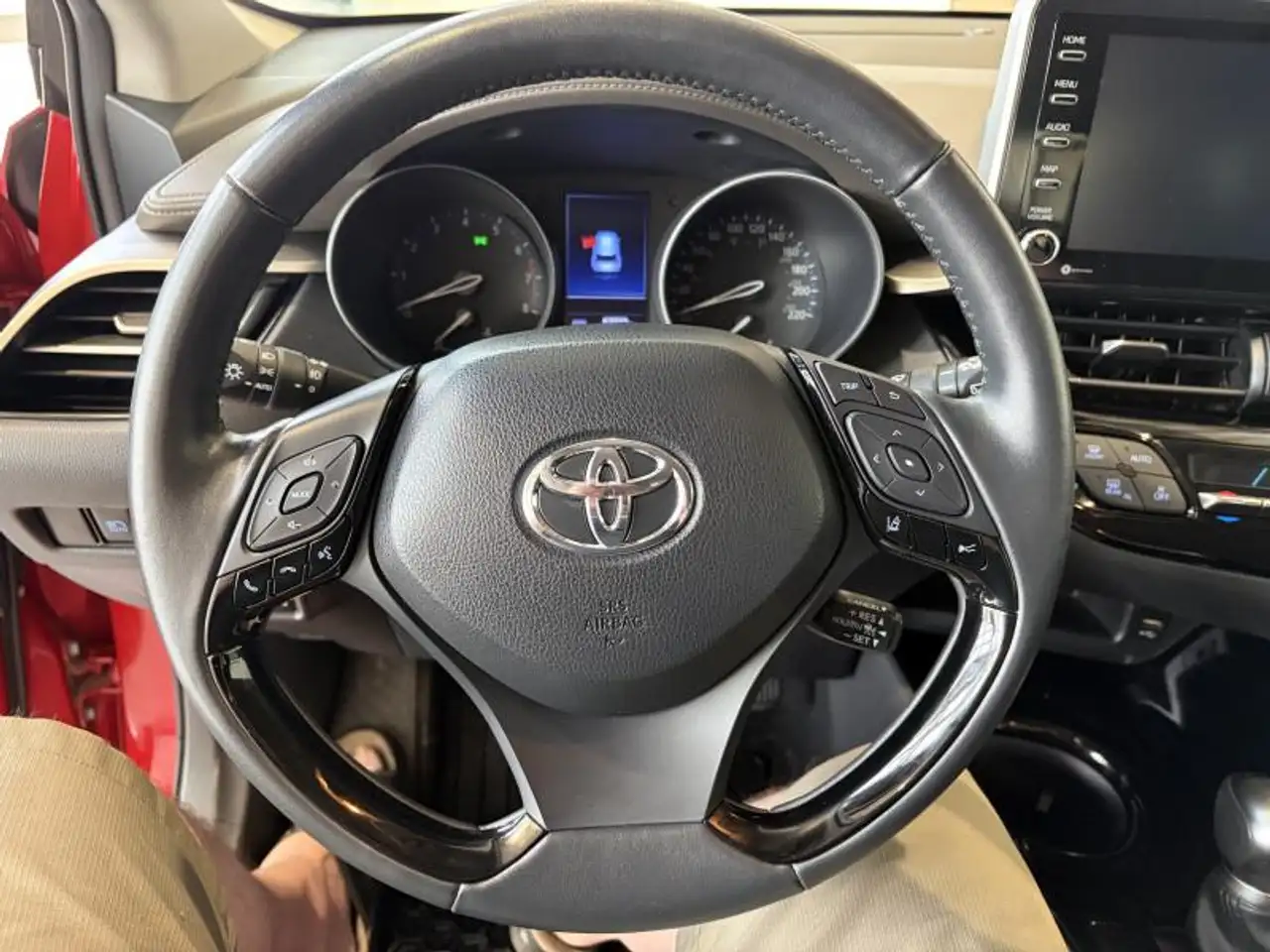 Toyota C-HR снимка Toyota C-HR