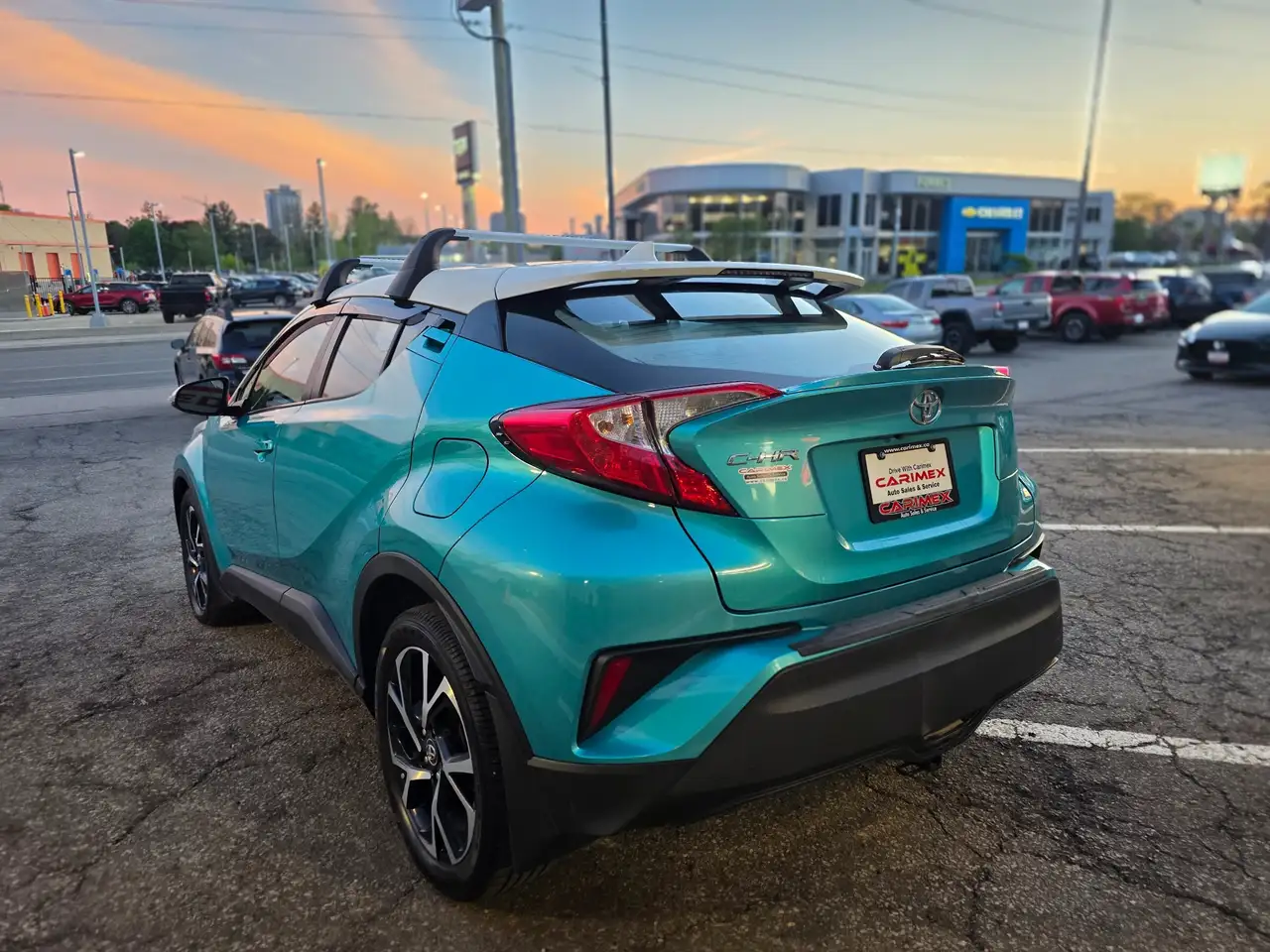 Toyota C-HR снимка Toyota C-HR