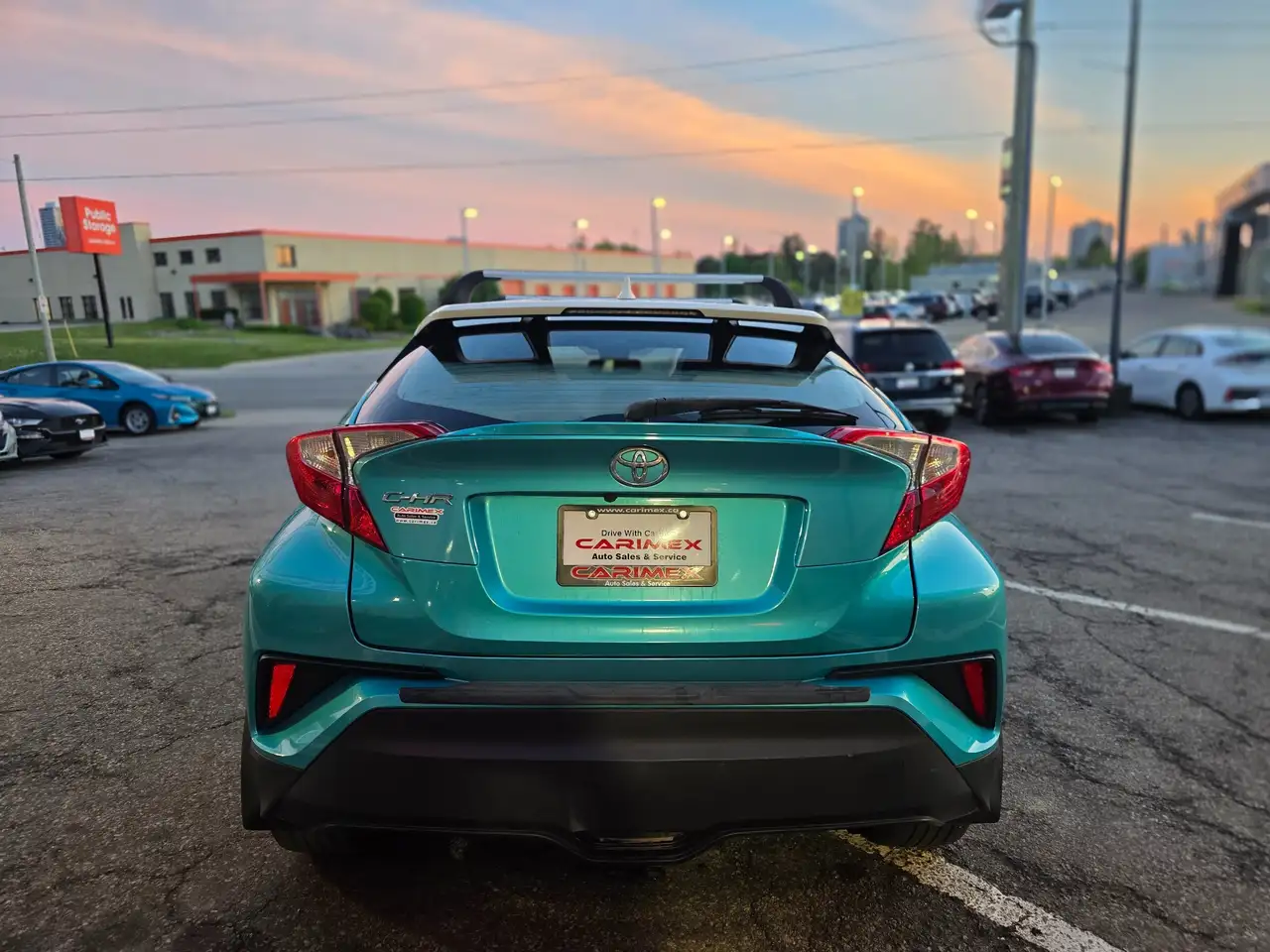 Toyota C-HR снимка Toyota C-HR