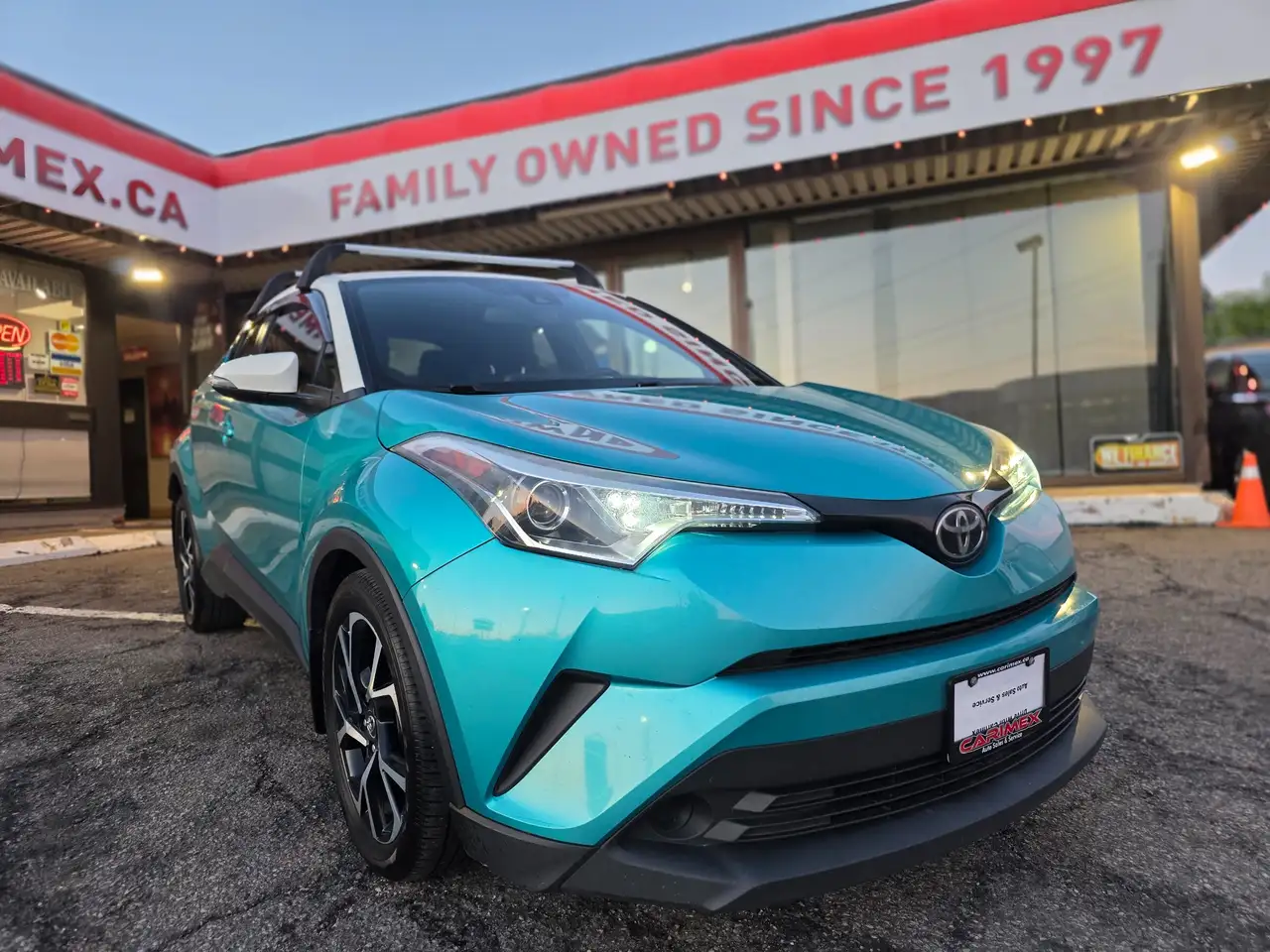 Toyota C-HR снимка Toyota C-HR