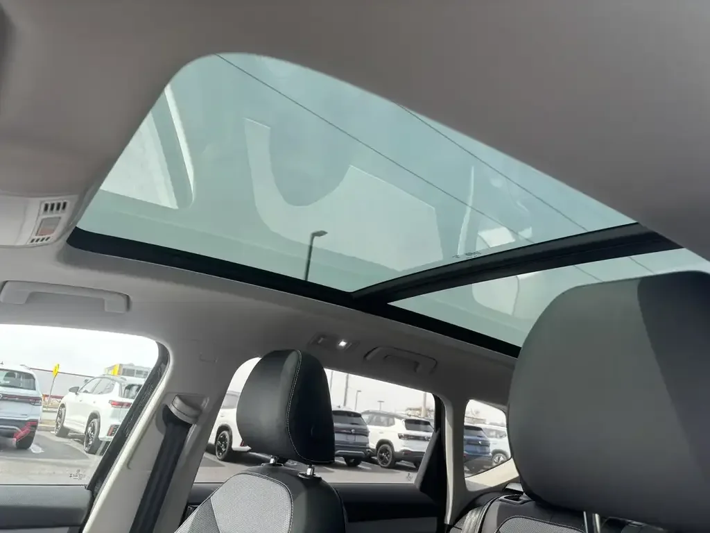 Volkswagen Taos снимка Volkswagen Taos