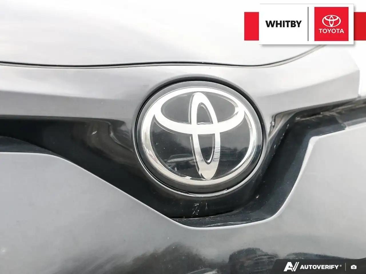 Toyota C-HR снимка Toyota C-HR