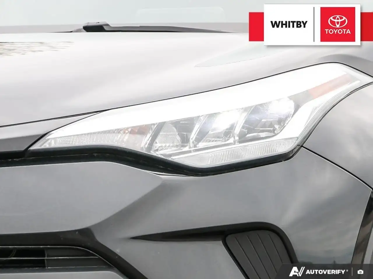 Toyota C-HR снимка Toyota C-HR