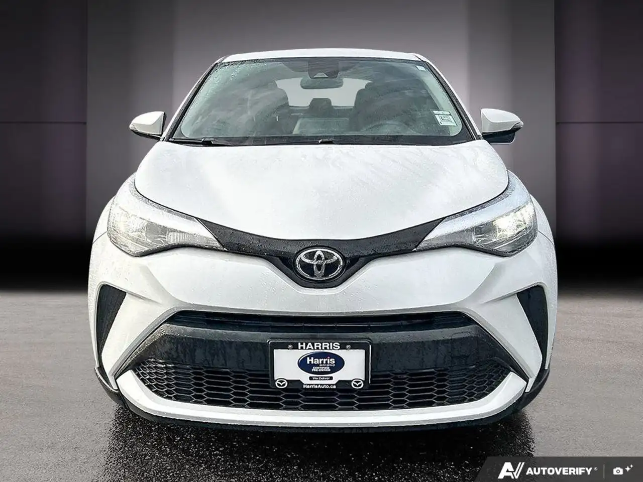 Toyota C-HR снимка Toyota C-HR