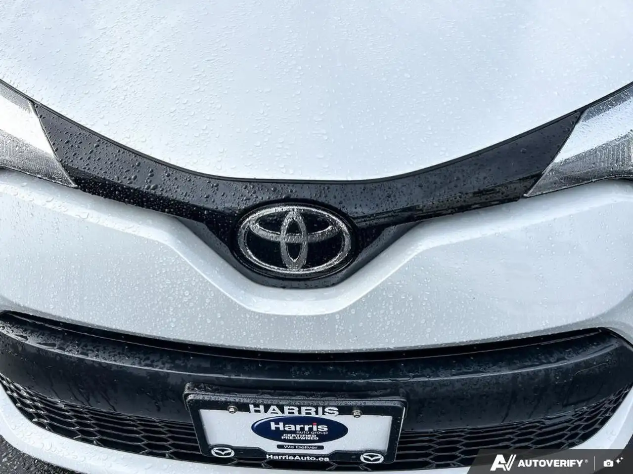 Toyota C-HR снимка Toyota C-HR