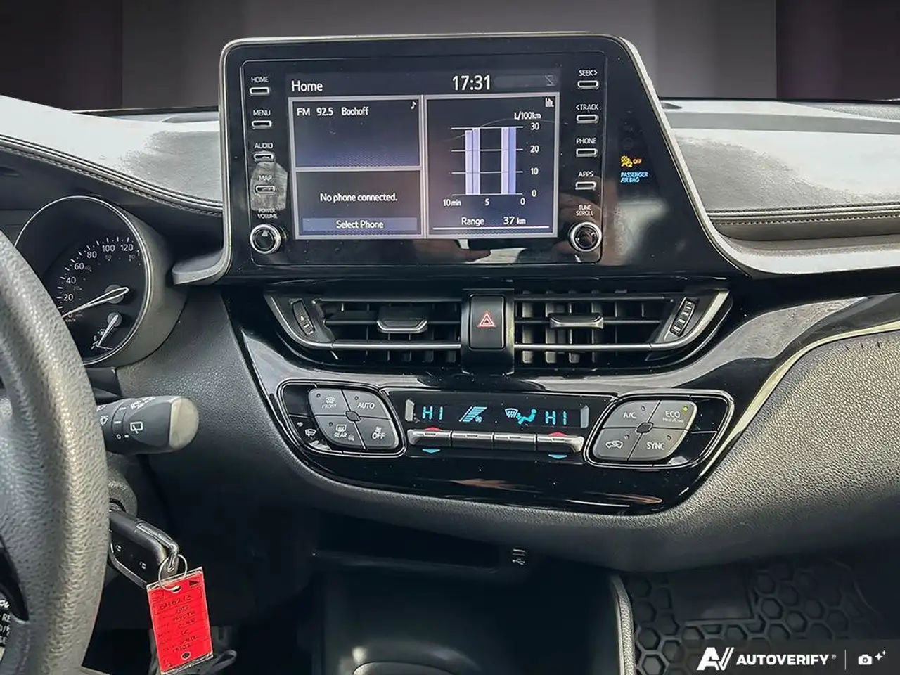 Toyota C-HR снимка Toyota C-HR