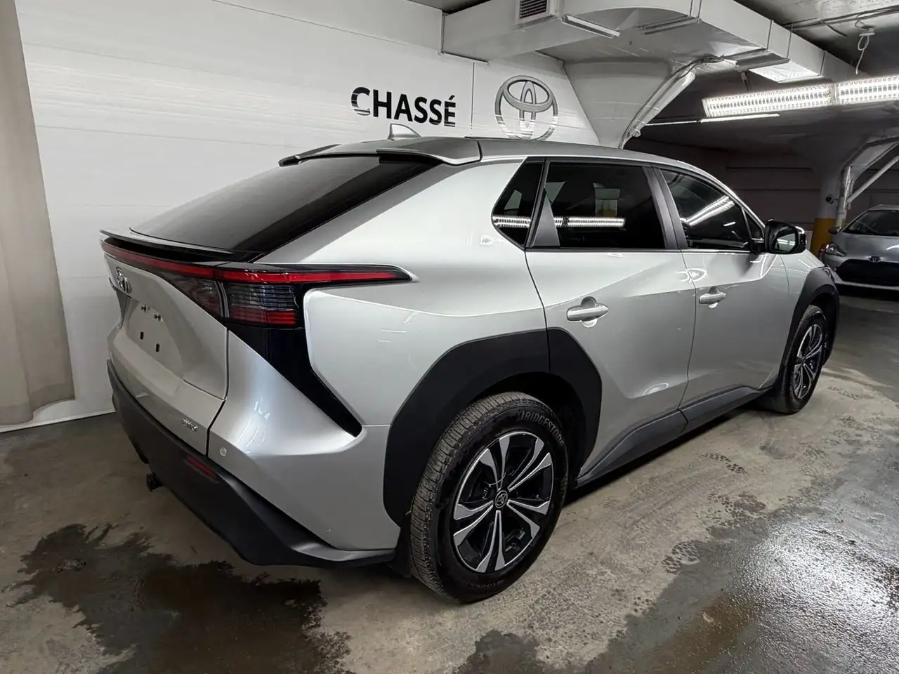 Toyota bZ4X снимка Toyota bZ4X