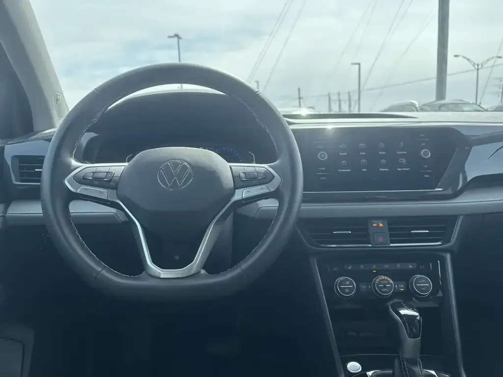 Volkswagen Taos снимка Volkswagen Taos