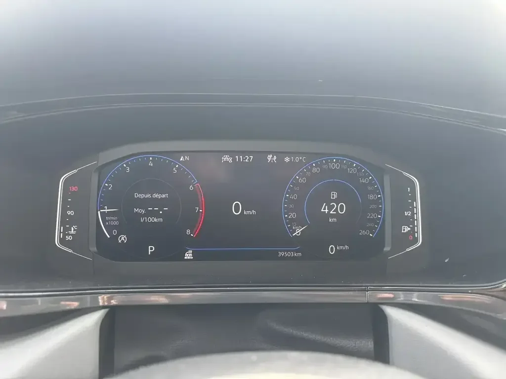 Volkswagen Taos снимка Volkswagen Taos