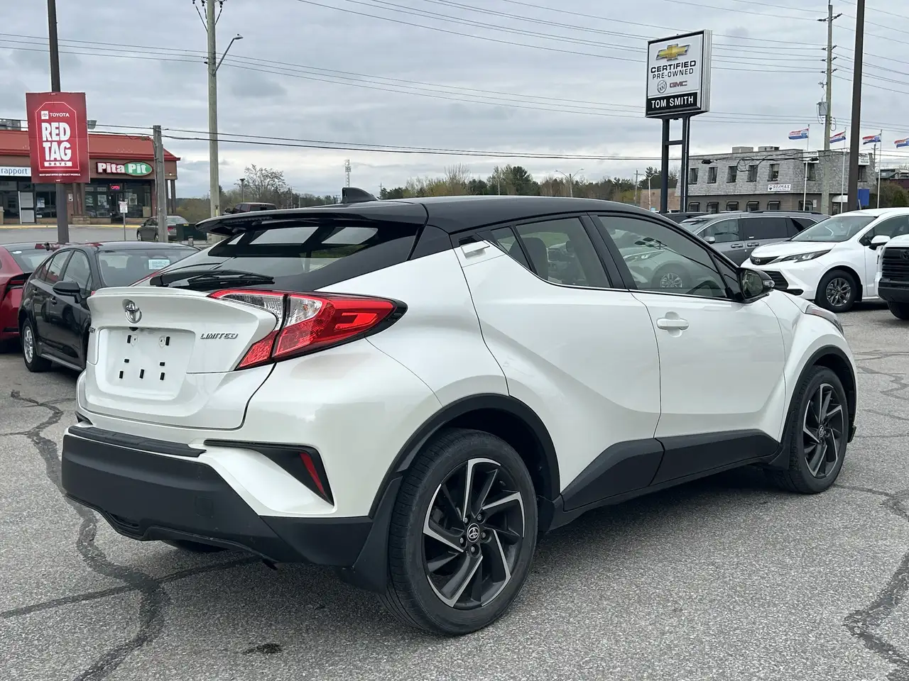 Toyota C-HR fotografie Toyota C-HR