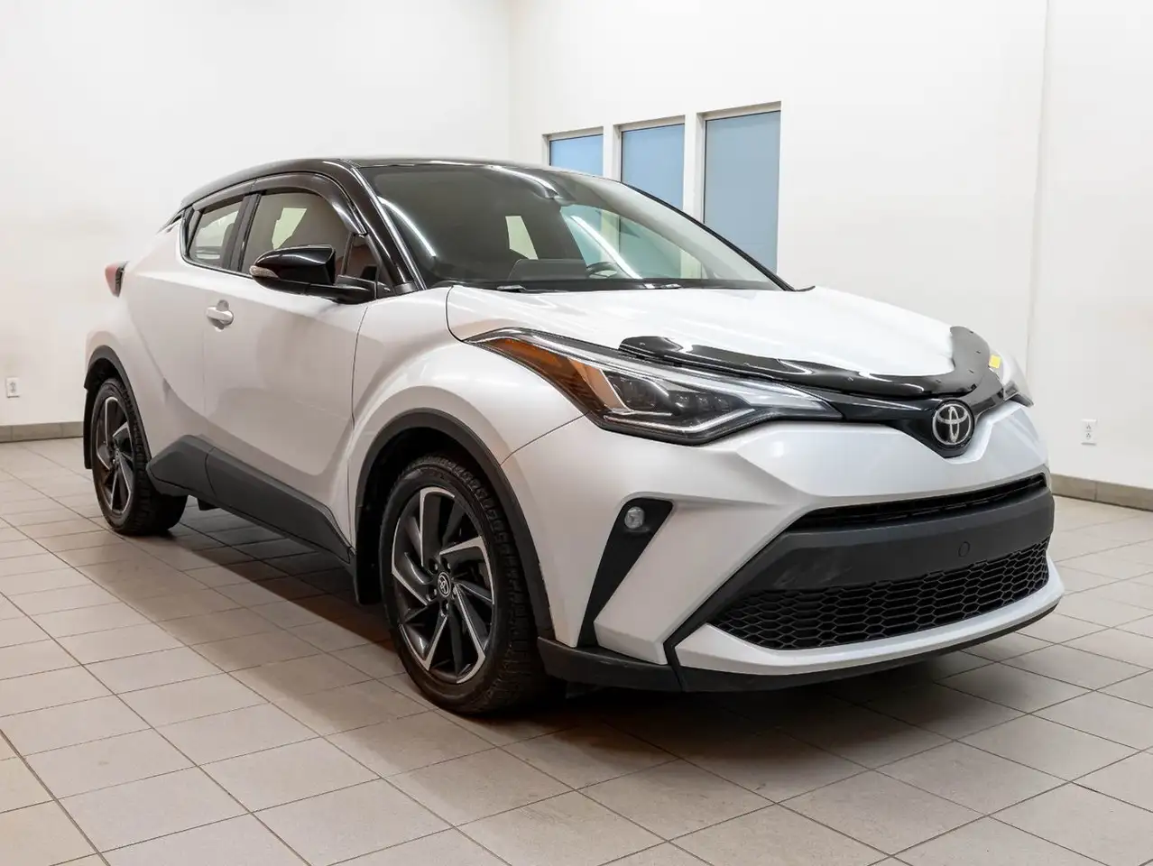 Toyota C-HR снимка Toyota C-HR