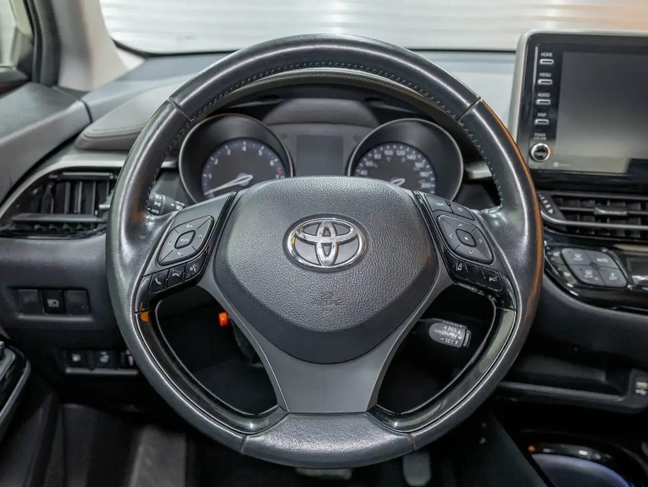 Toyota C-HR снимка Toyota C-HR