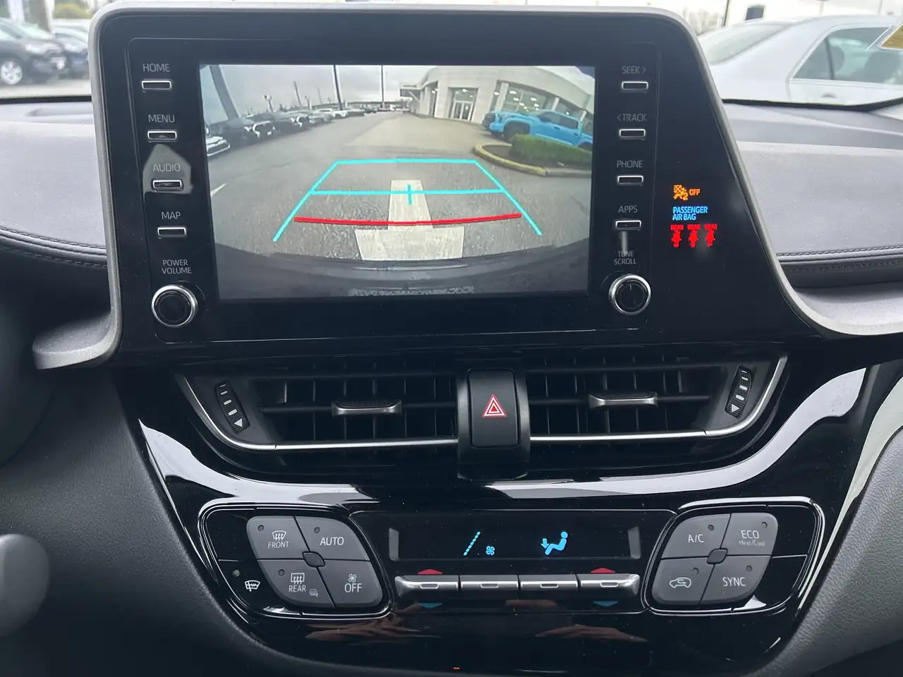 Toyota C-HR снимка Toyota C-HR