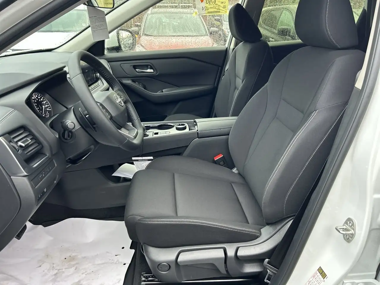 Nissan Rogue fotografie Nissan Rogue