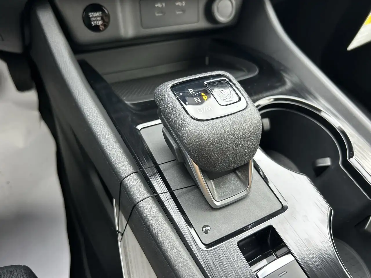 Nissan Rogue fotografie Nissan Rogue