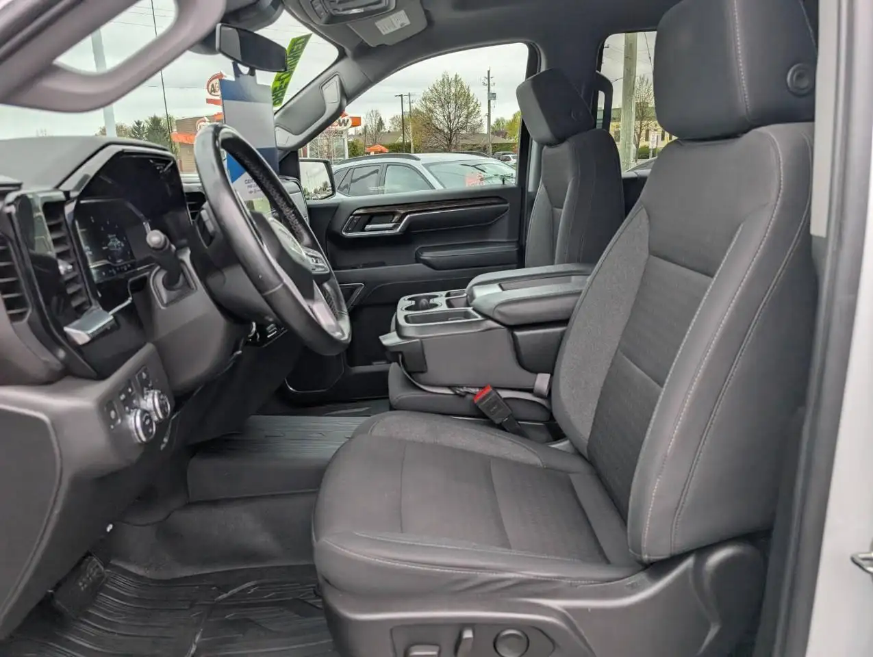 GMC Sierra 1500 снимка GMC Sierra 1500
