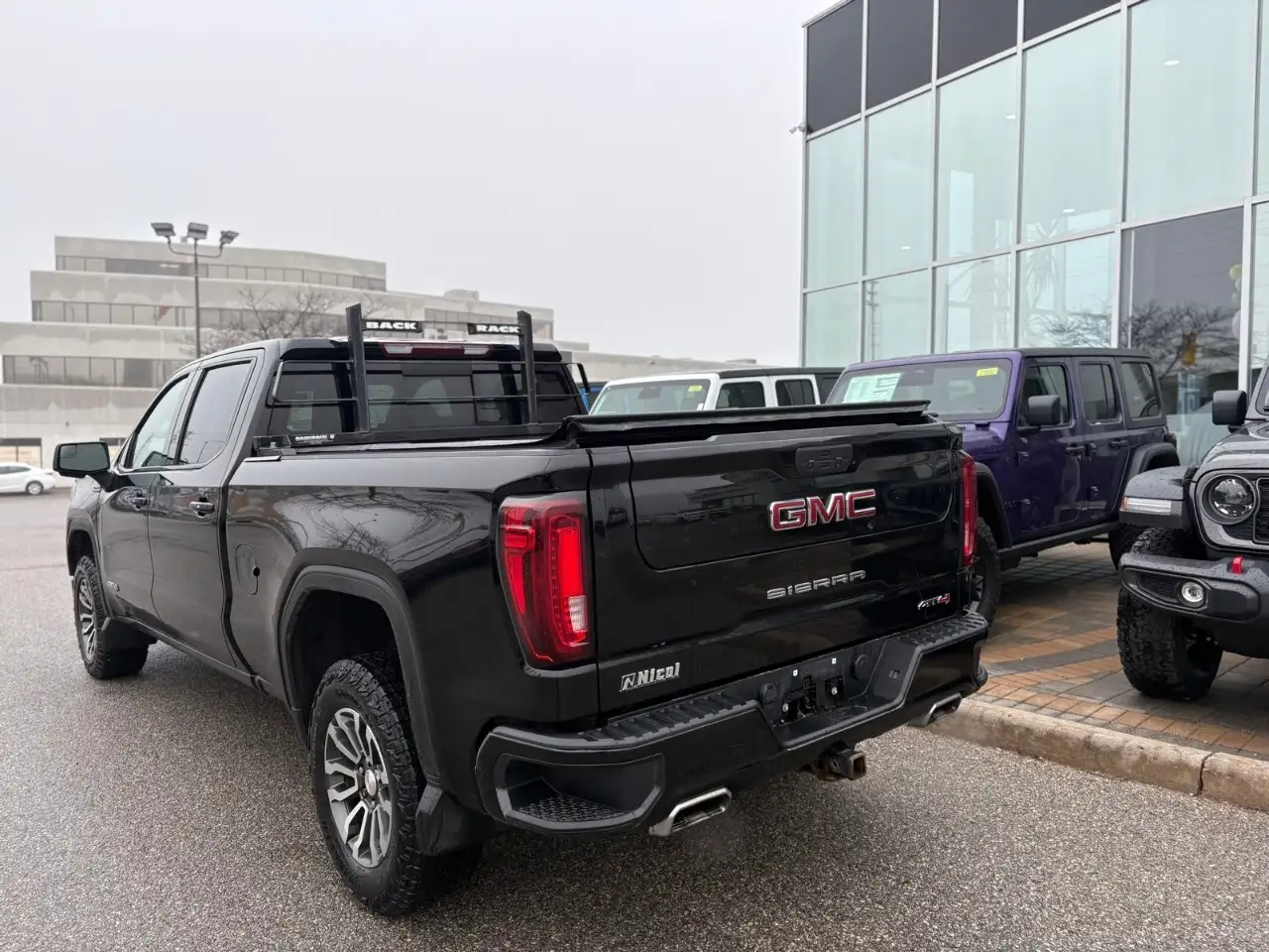 GMC Sierra 1500 снимка GMC Sierra 1500