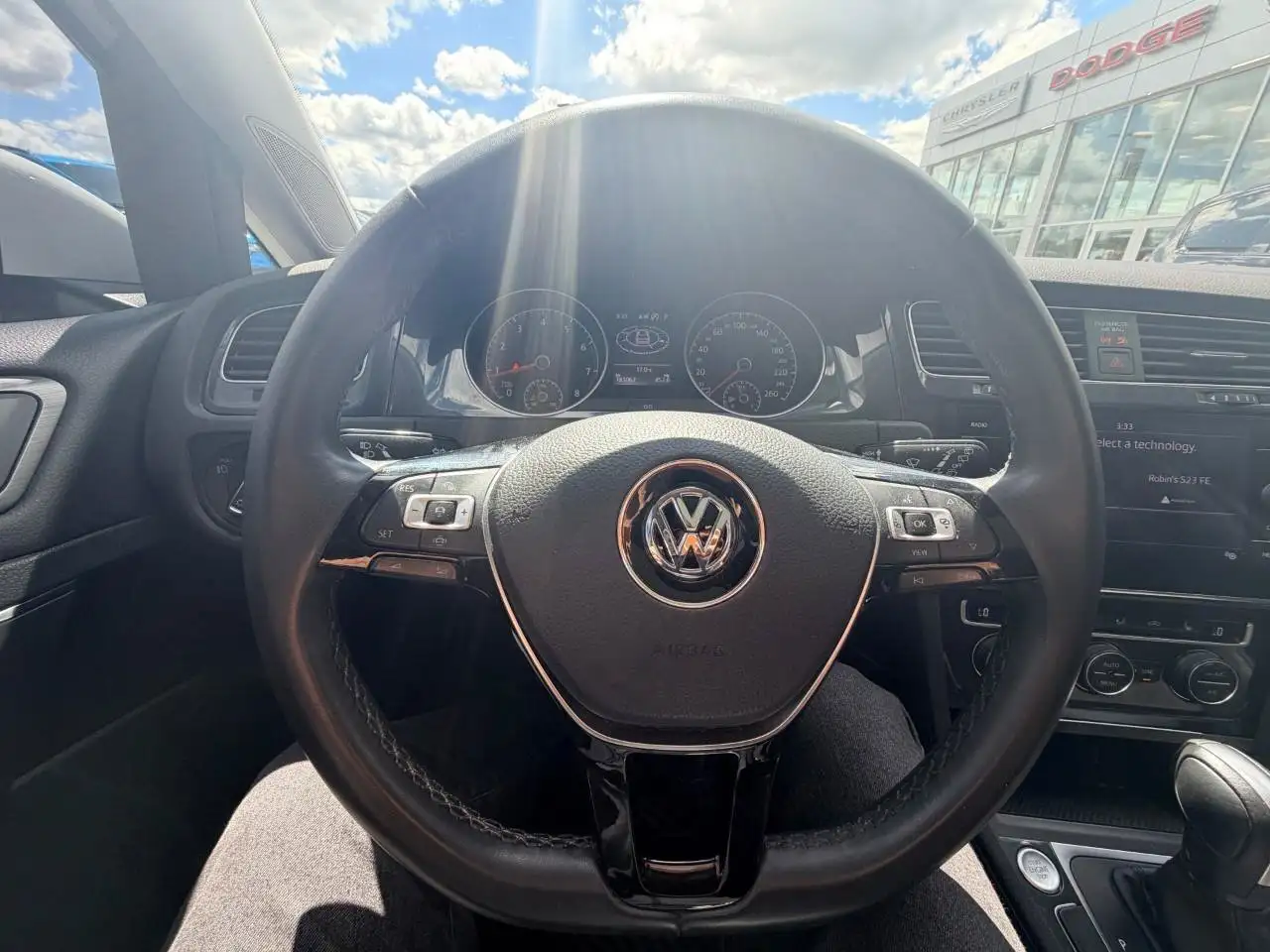 Volkswagen Golf photo Volkswagen Golf