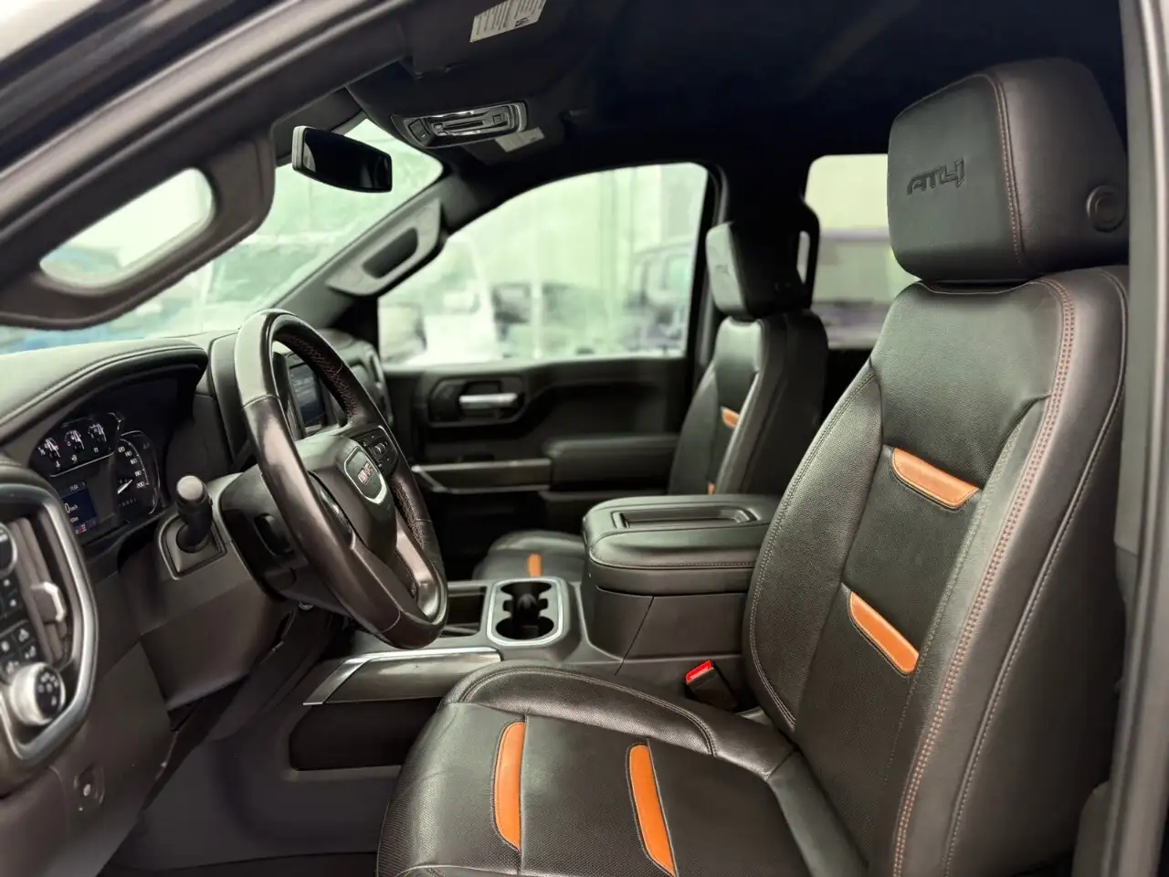 GMC Sierra 1500 снимка GMC Sierra 1500