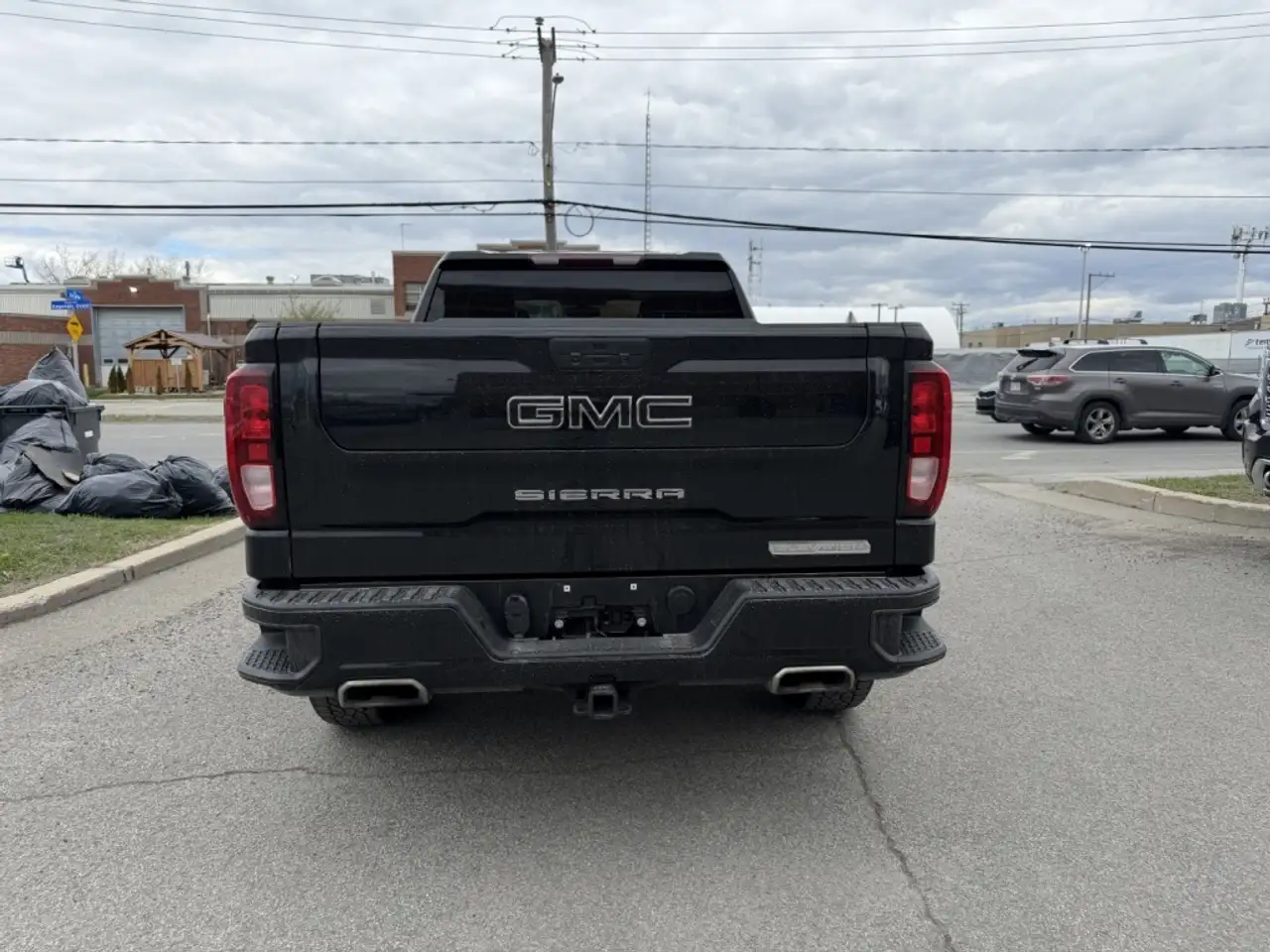 GMC Sierra 1500 photo GMC Sierra 1500