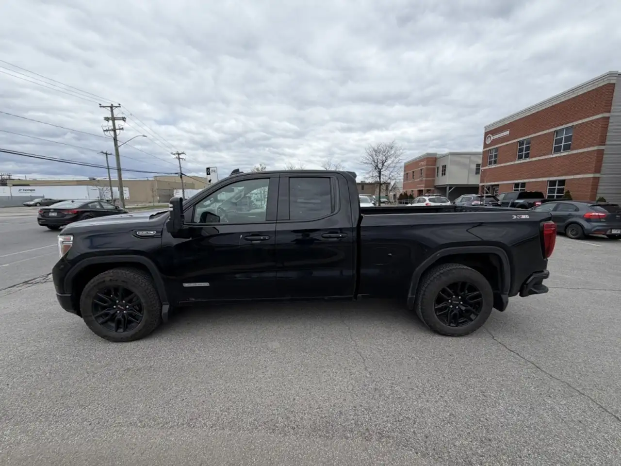 GMC Sierra 1500 photo GMC Sierra 1500