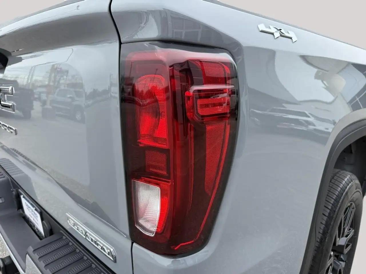 GMC Sierra 1500 снимка GMC Sierra 1500