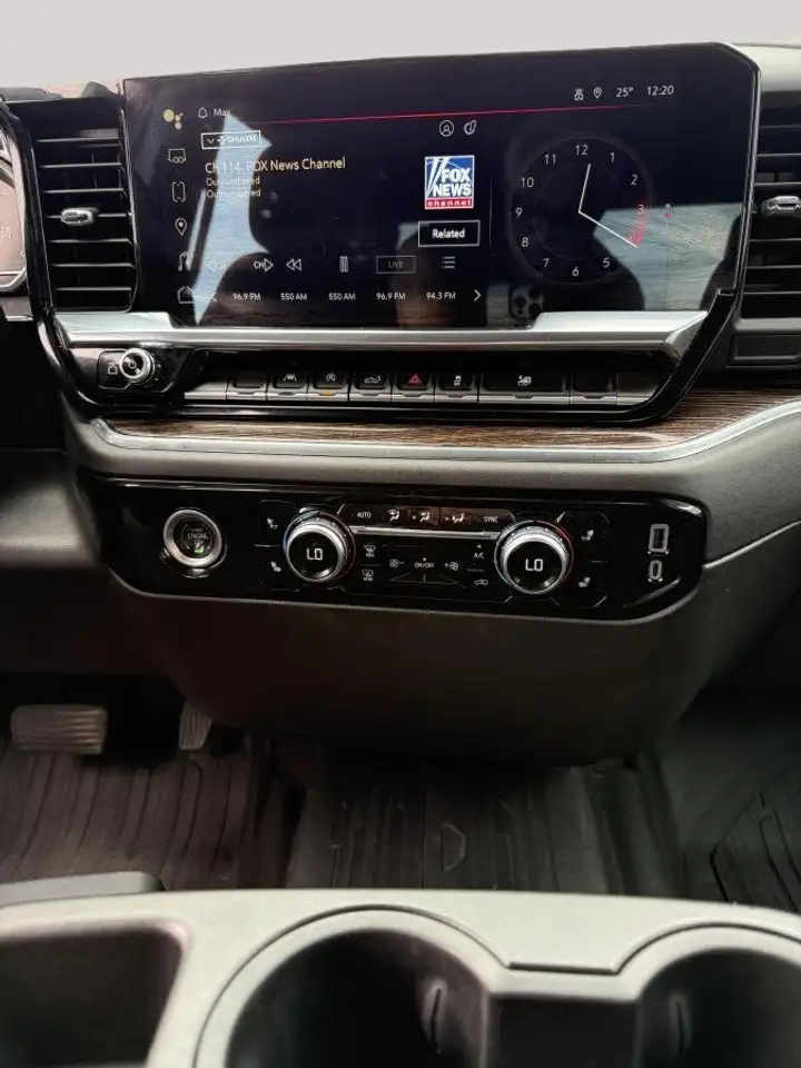 GMC Sierra 1500 снимка GMC Sierra 1500